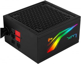 3 alimentations Aerocool Lux semi-modulaire RGB à un excellent prix chez Amazon